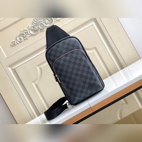 [海原外單 獨(dú)實(shí)家拍45302黑格]本款 Avenue 單肩包取材 Damier