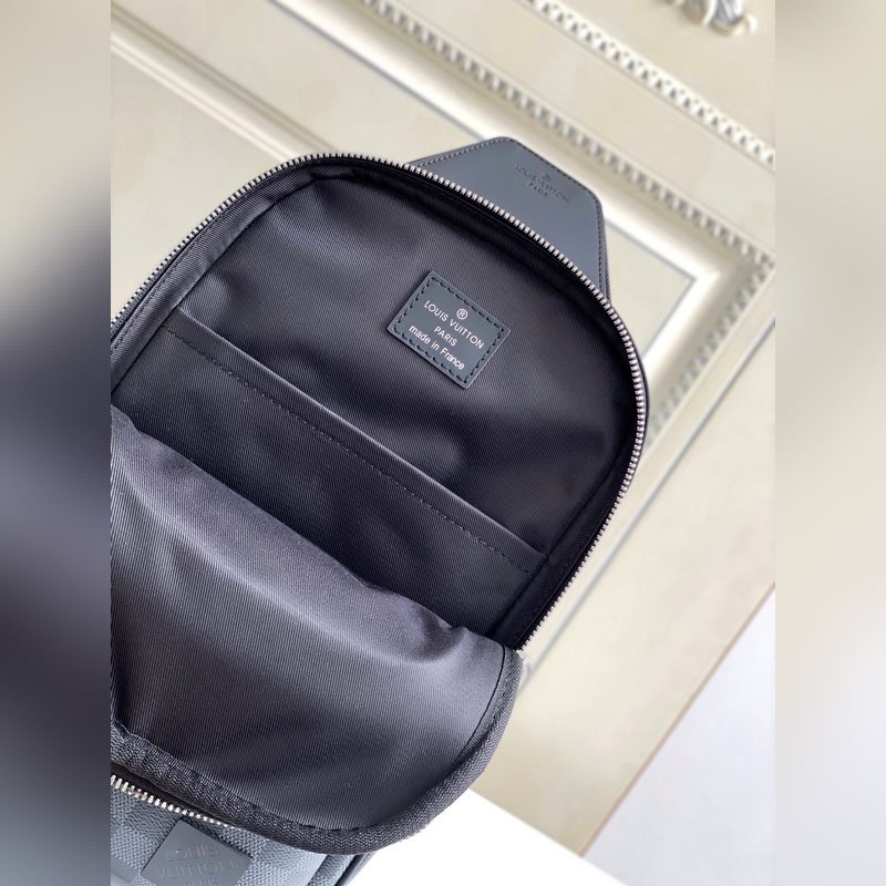 [海原外單 獨實家拍45302黑格]本款 Avenue 單肩包取材 Damier