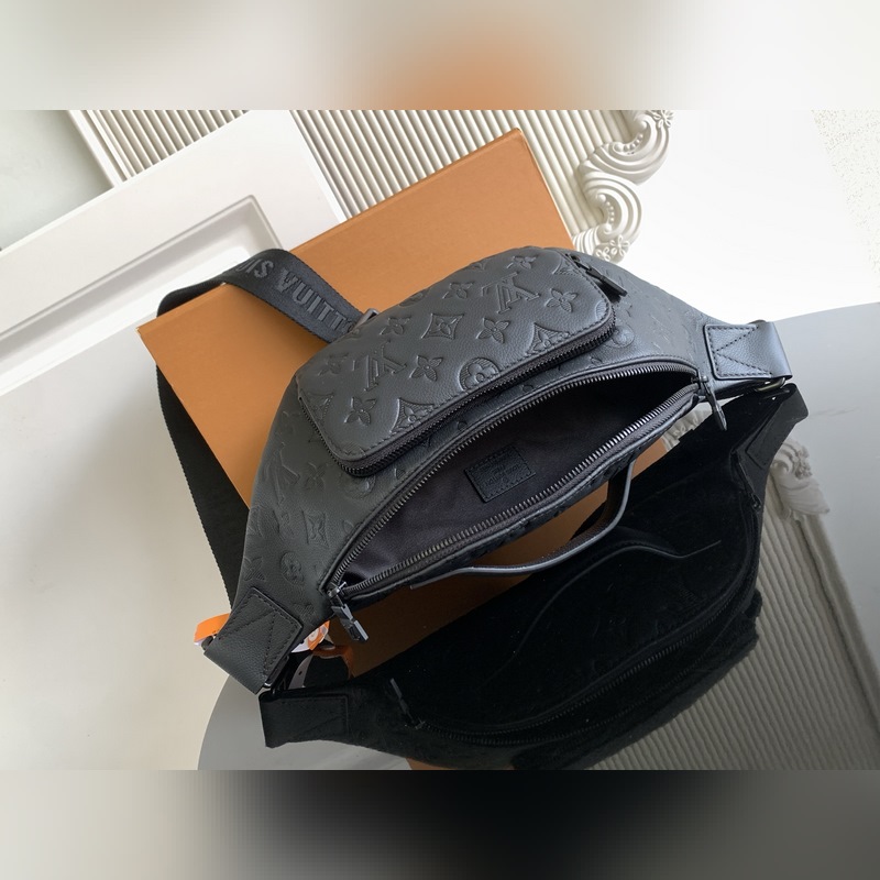 特級 163c01動態芯片 本款 Rush 腰包以 Monogram Shado