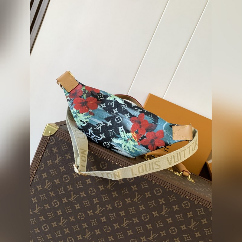 M24992 頂級原單 變碼芯片163C RUSH 腰包本款 Rush 腰包取材