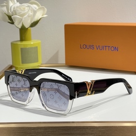 Louis VUITTON MOD：Z2178E Size：54-20-145