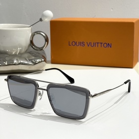 高版本配送彩圖 背面有真開口螺絲位 LOUIS VUITTON MODEL：Z2