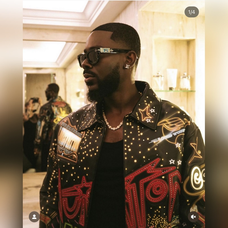 LOUIS VUITTON MODEL：Z2529U Z2556U SIZE：4