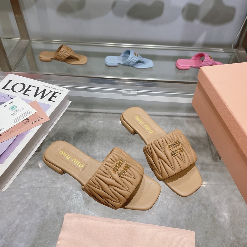 miumiu2026ss春夏新款平底小羊皮涼鞋拖鞋 頂級版本 ---------