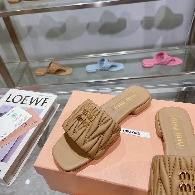 miumiu2026ss春夏新款平底小羊皮涼鞋拖鞋 頂級版本 ---------