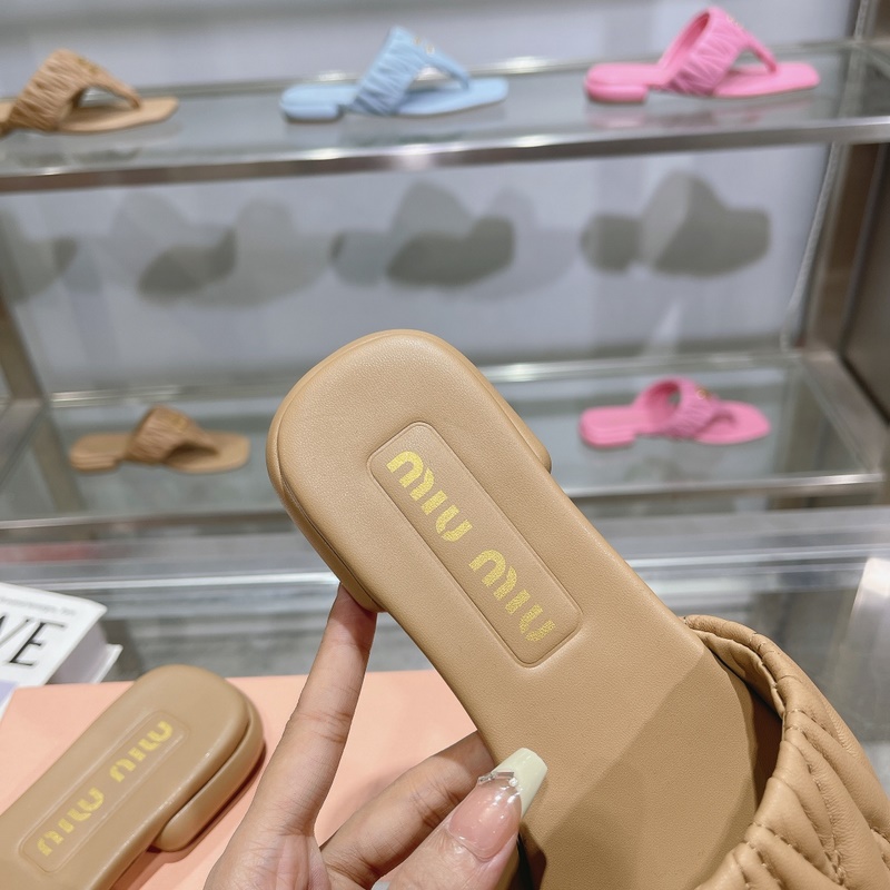 miumiu2026ss春夏新款平底小羊皮涼鞋拖鞋 頂級版本 ---------