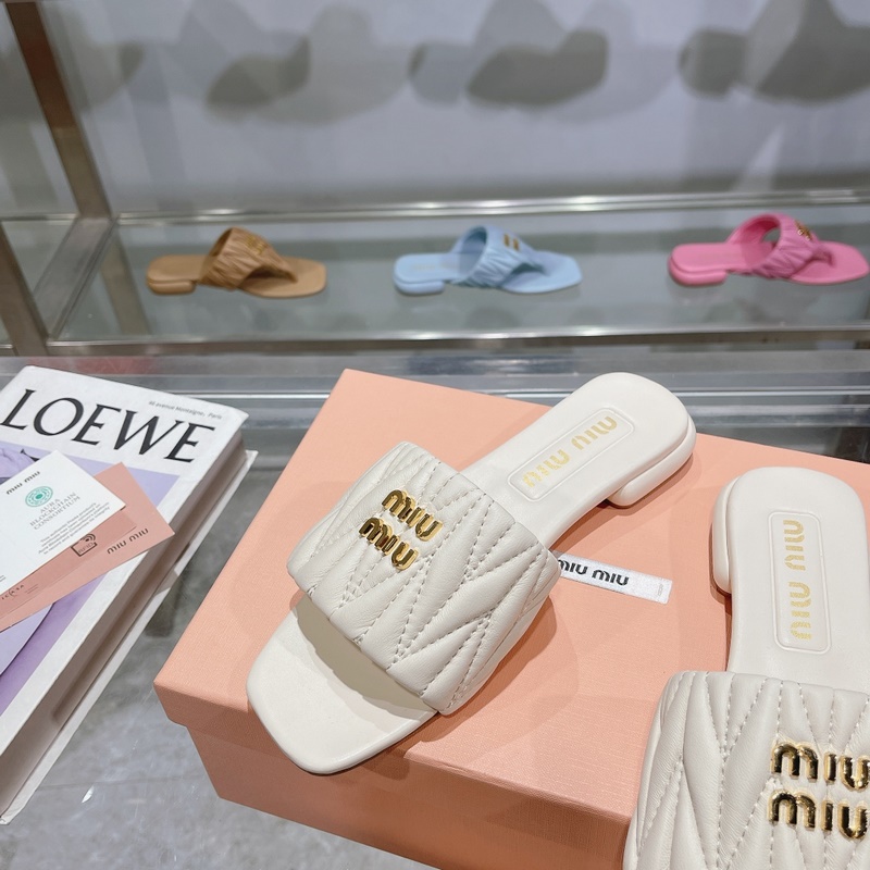miumiu2026ss春夏新款平底小羊皮涼鞋拖鞋 頂級版本 ---------