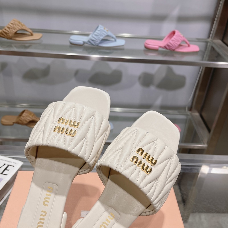 miumiu2026ss春夏新款平底小羊皮涼鞋拖鞋 頂級版本 ---------