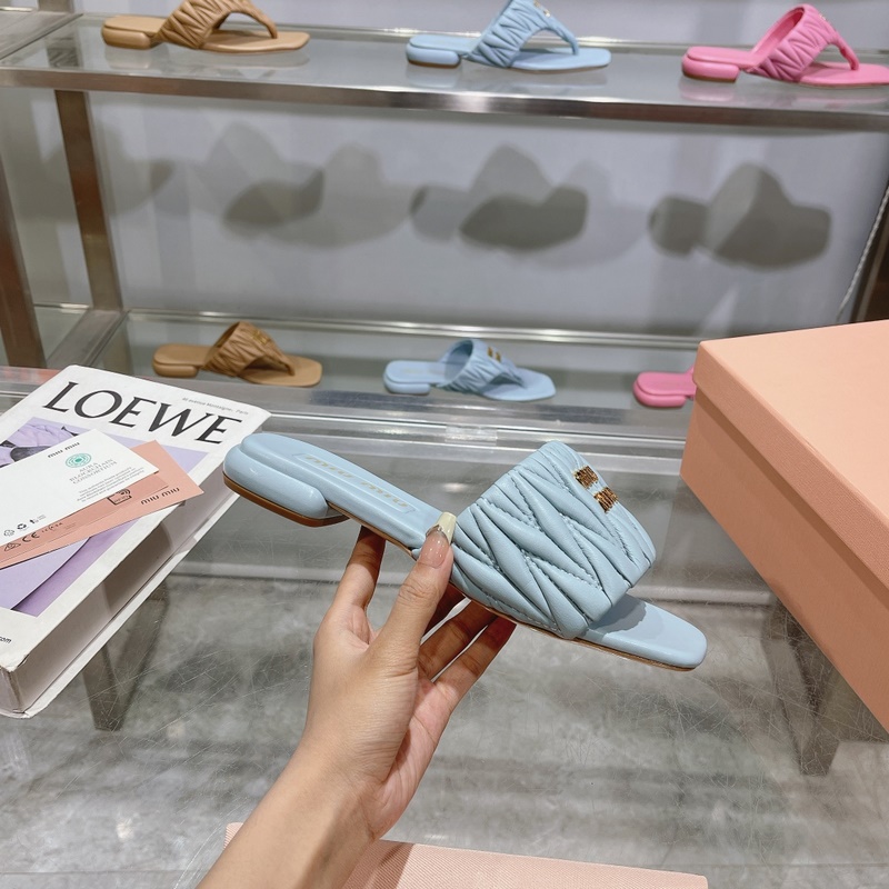 miumiu2026ss春夏新款平底小羊皮涼鞋拖鞋 頂級版本 ---------