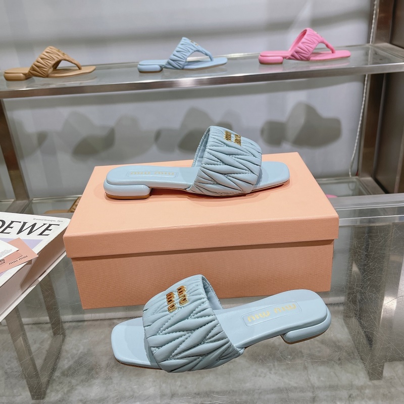 miumiu2026ss春夏新款平底小羊皮涼鞋拖鞋 頂級版本 ---------