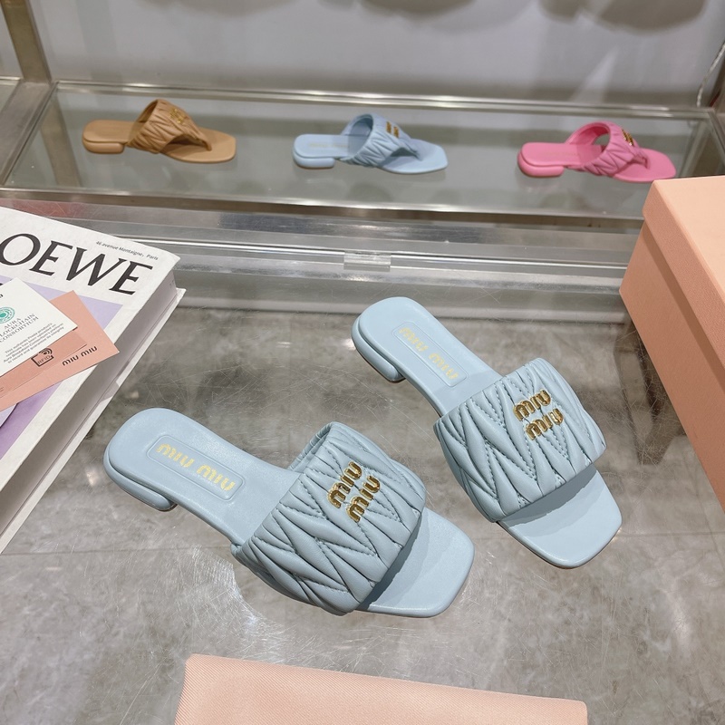 miumiu2026ss春夏新款平底小羊皮涼鞋拖鞋 頂級版本 ---------