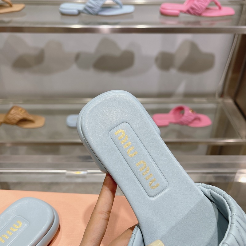miumiu2026ss春夏新款平底小羊皮涼鞋拖鞋 頂級版本 ---------
