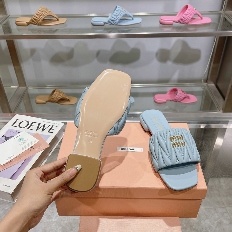 miumiu2026ss春夏新款平底小羊皮涼鞋拖鞋 頂級版本 ---------