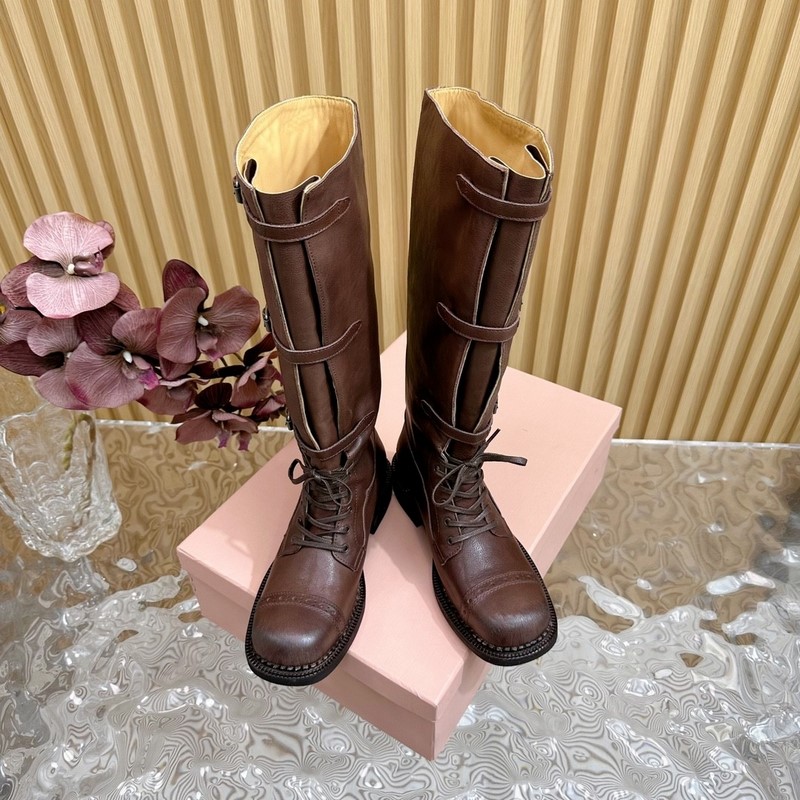 高版本 MiuMiu 24走秀款複古機車靴 -------- 甜美複古機車風 太