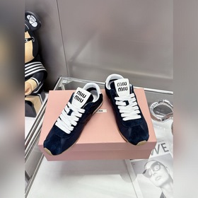 尺碼：35-40 miumiu2026 早春走秀新款阿甘德訓鞋運動鞋， 巨巨巨好