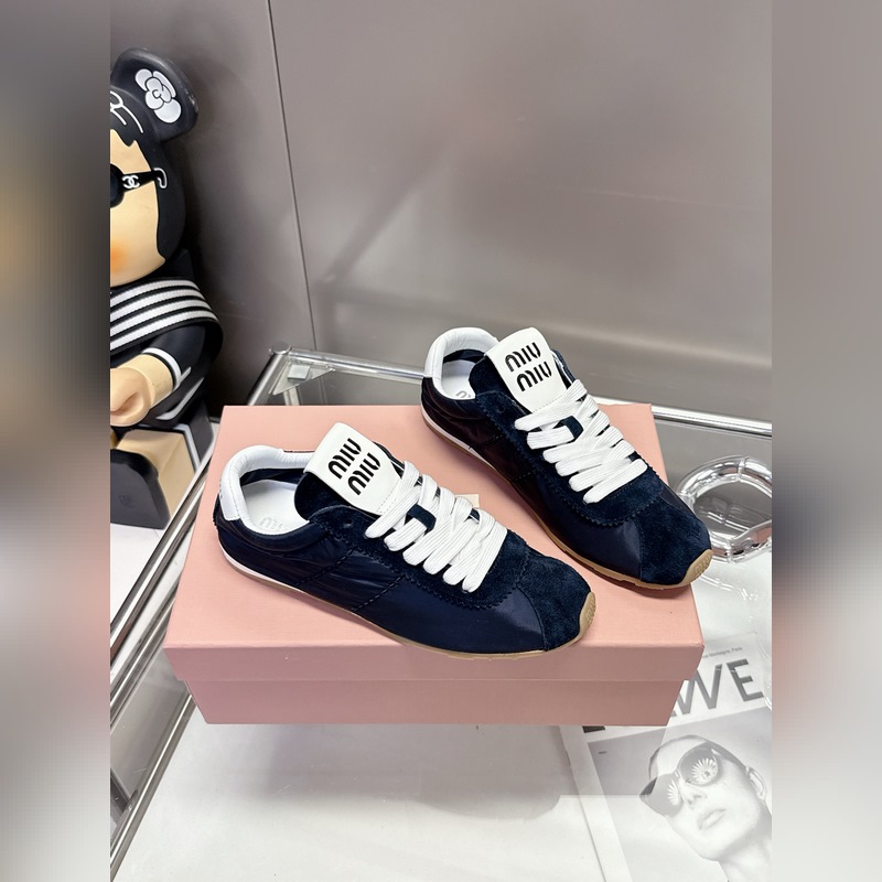 尺碼：35-40 miumiu2026 早春走秀新款阿甘德訓鞋運動鞋， 巨巨巨好