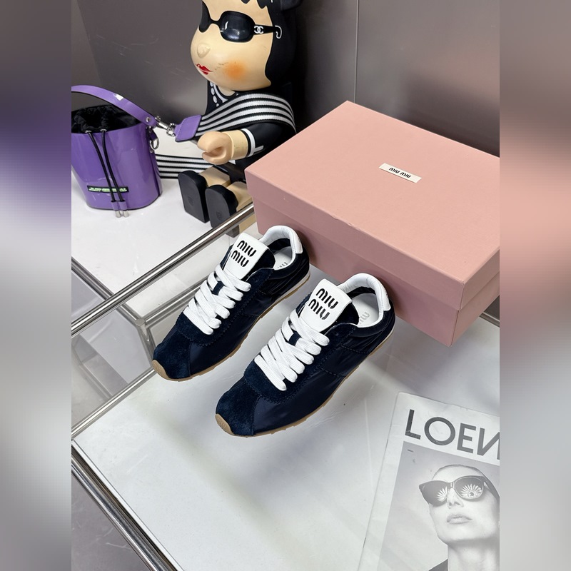 尺碼：35-40 miumiu2026 早春走秀新款阿甘德訓鞋運動鞋， 巨巨巨好