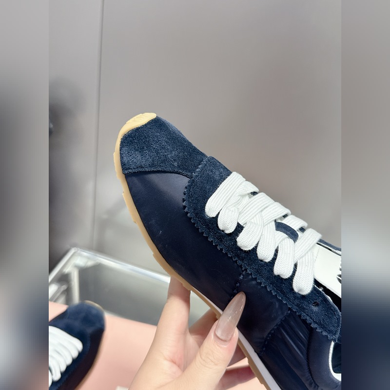尺碼：35-40 miumiu2026 早春走秀新款阿甘德訓鞋運動鞋， 巨巨巨好