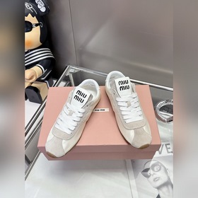 尺碼：35-40 miumiu2026 早春走秀新款阿甘德訓鞋運動鞋， 巨巨巨好