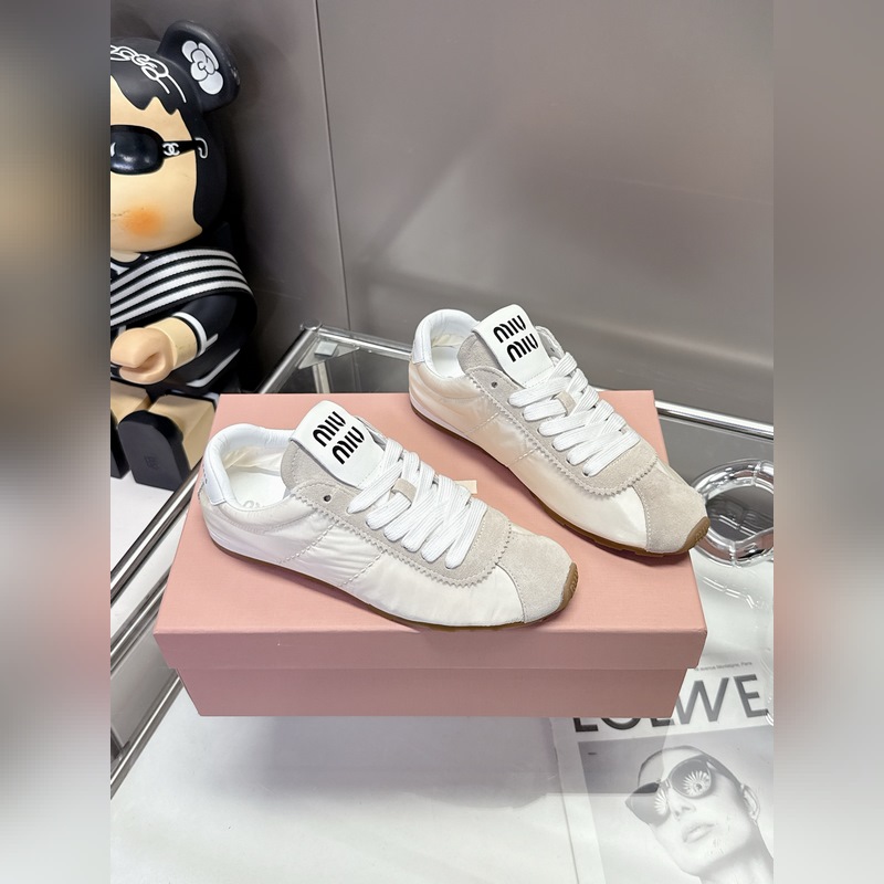 尺碼：35-40 miumiu2026 早春走秀新款阿甘德訓鞋運動鞋， 巨巨巨好