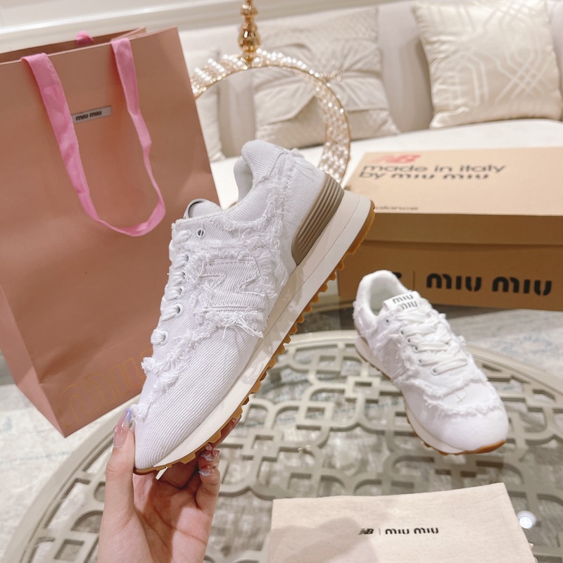Miumiu x New Balance 574聯名款NB運動鞋 Miu Miu