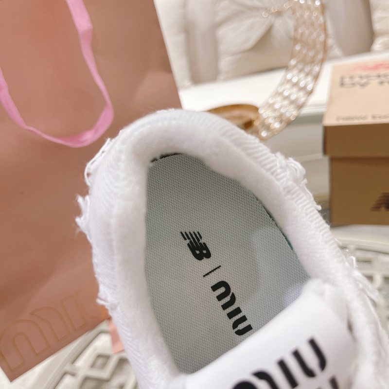 Miumiu x New Balance 574聯名款NB運動鞋 Miu Miu