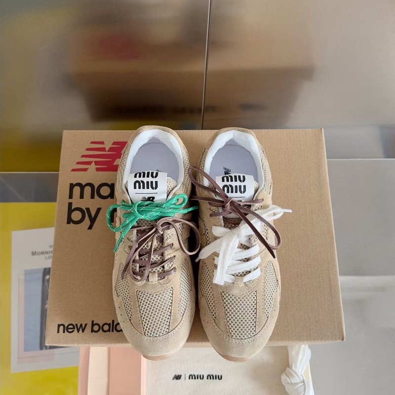 Miumiu x New Balance 聯(lián)名款NB運(yùn)動(dòng)鞋女 Miu Miu 繆