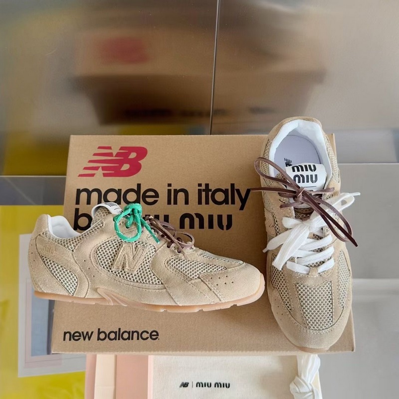 Miumiu x New Balance 聯(lián)名款NB運(yùn)動(dòng)鞋女 Miu Miu 繆