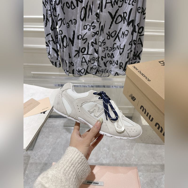 miumiu 繆繆G0 27Miu Miu x New Balance聯(lián)名款運(yùn)