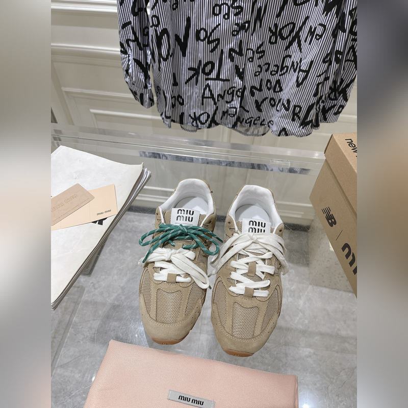 miumiu 繆繆G0 27Miu Miu x New Balance聯(lián)名款運(yùn)