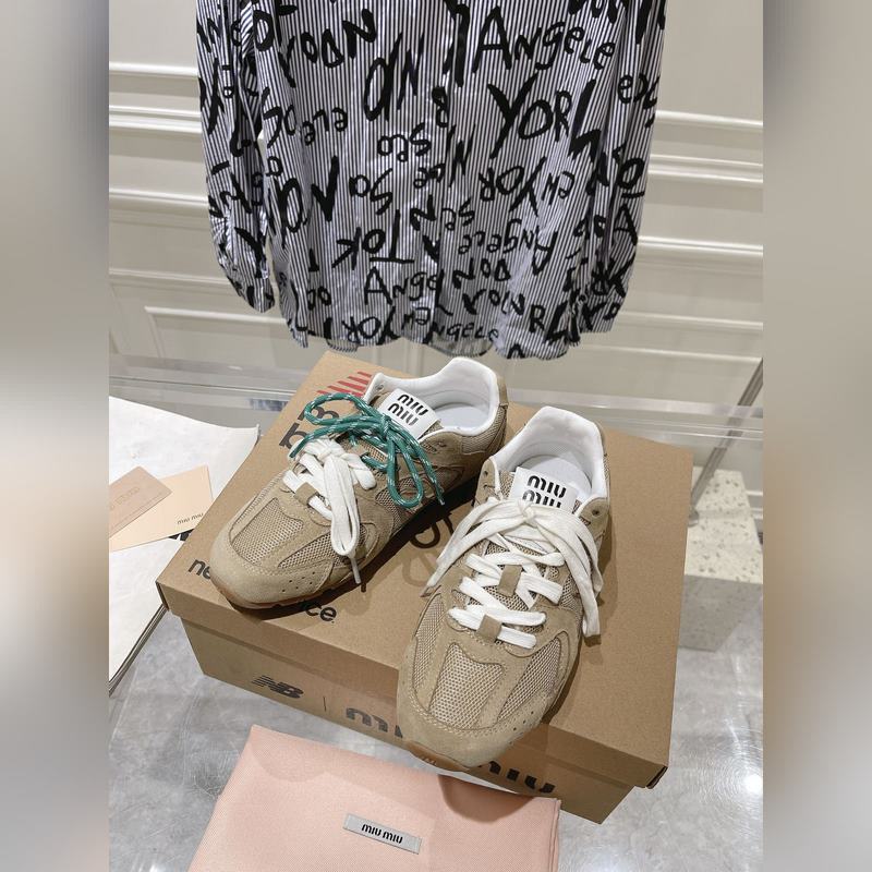 miumiu 繆繆G0 27Miu Miu x New Balance聯(lián)名款運(yùn)