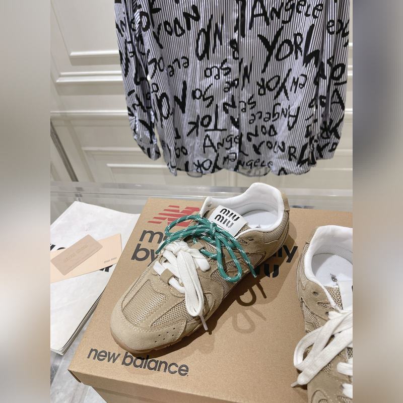 miumiu 繆繆G0 27Miu Miu x New Balance聯(lián)名款運(yùn)