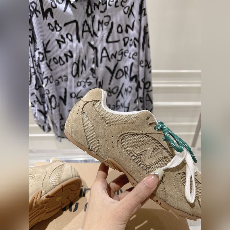 miumiu 繆繆G0 27Miu Miu x New Balance聯(lián)名款運(yùn)