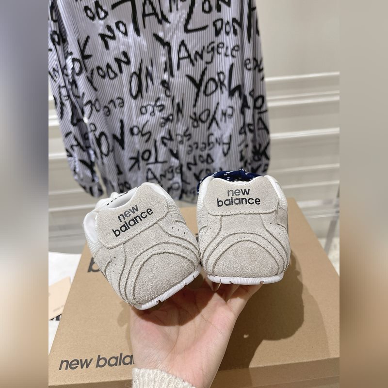 miumiu 繆繆G0 27Miu Miu x New Balance聯名款運