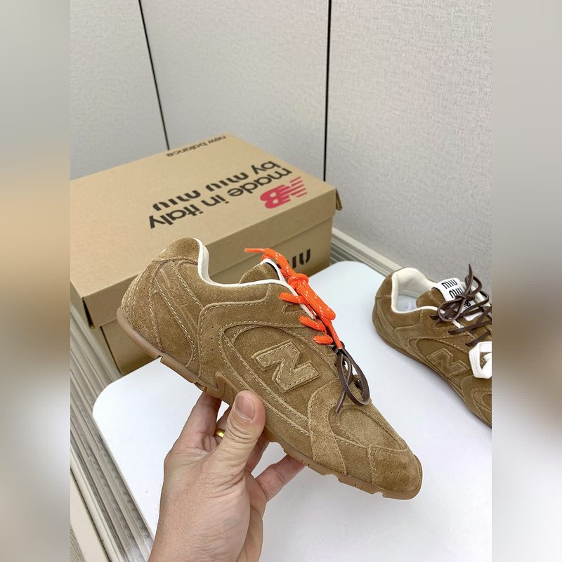 (高版本) Miumiu x New Balance 聯(lián)名款NB運動鞋 Miu