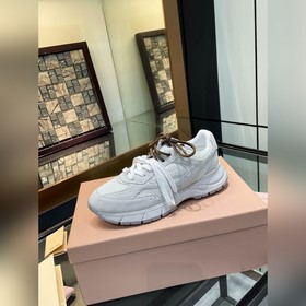 MiuMiu*繆繆miu家2026運動休閑鞋 這款系帶休閑運動鞋妥妥的美式休閑風