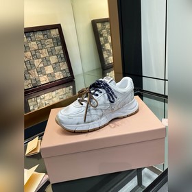 MiuMiu*繆繆miu家2026運動休閑鞋 這款系帶休閑運動鞋妥妥的美式休閑風