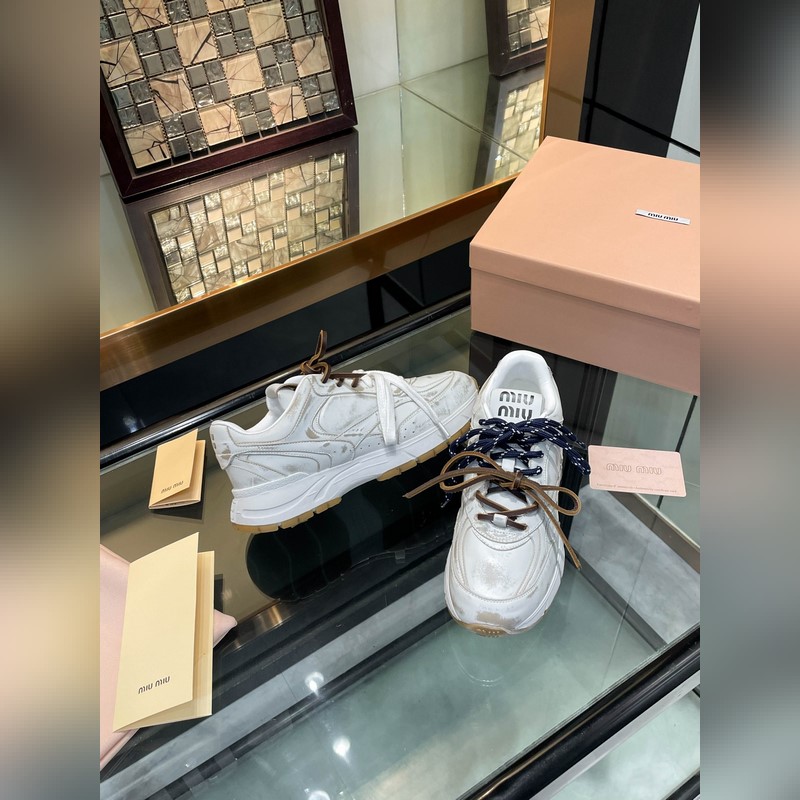 MiuMiu*繆繆miu家2026運動休閑鞋 這款系帶休閑運動鞋妥妥的美式休閑風