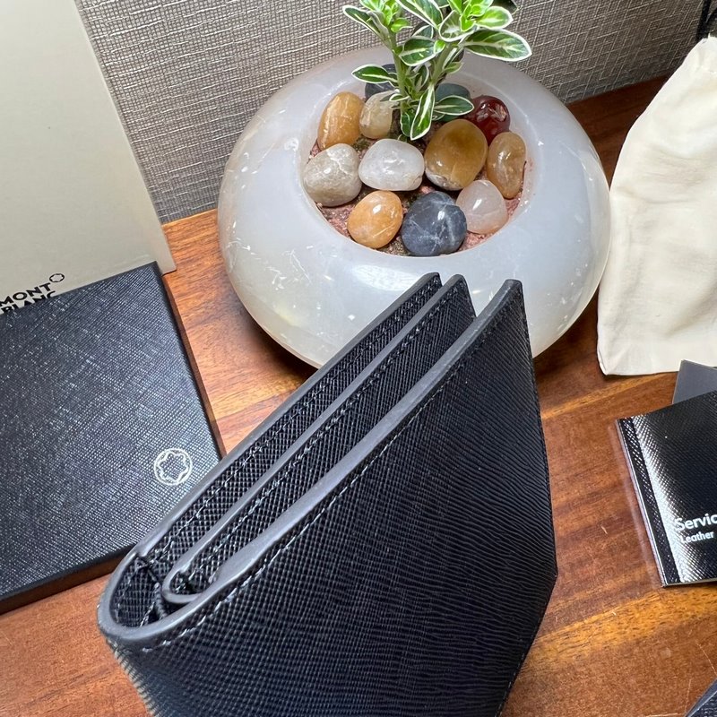 全新630 MONTBLANC萬寶龍專櫃同步匠心系列12卡位錢夾 經(jīng)典黑 型號：