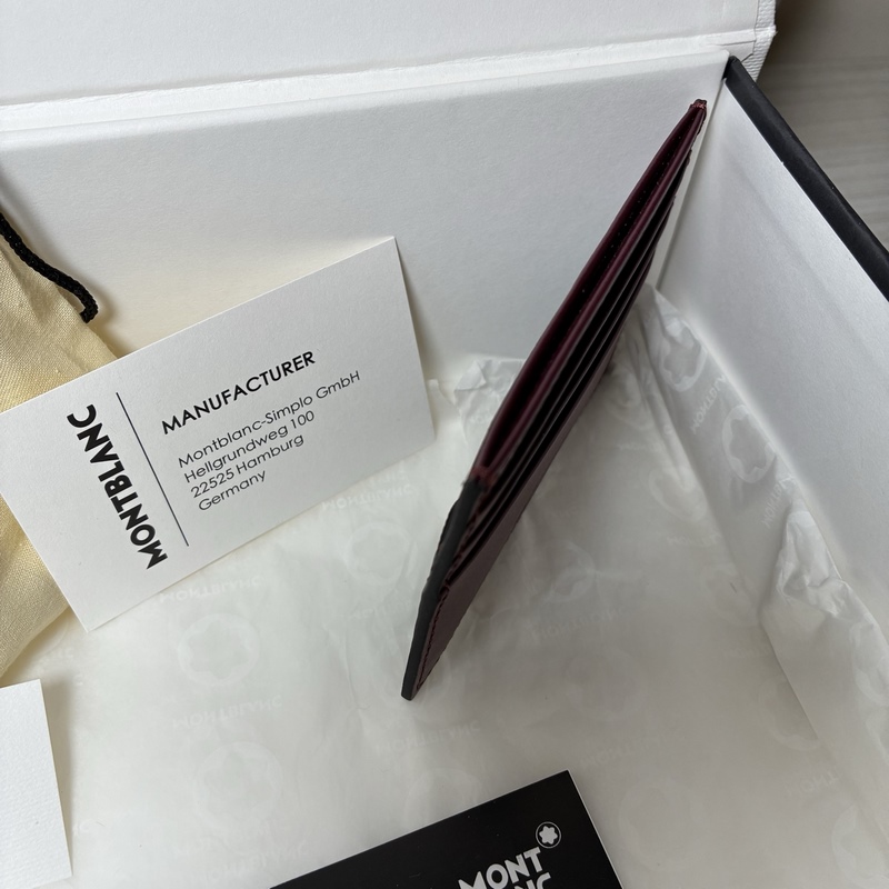 3.0系列6卡位卡片夾 經典黑配多爾波紅 型號：MB199420# 材質：頭層