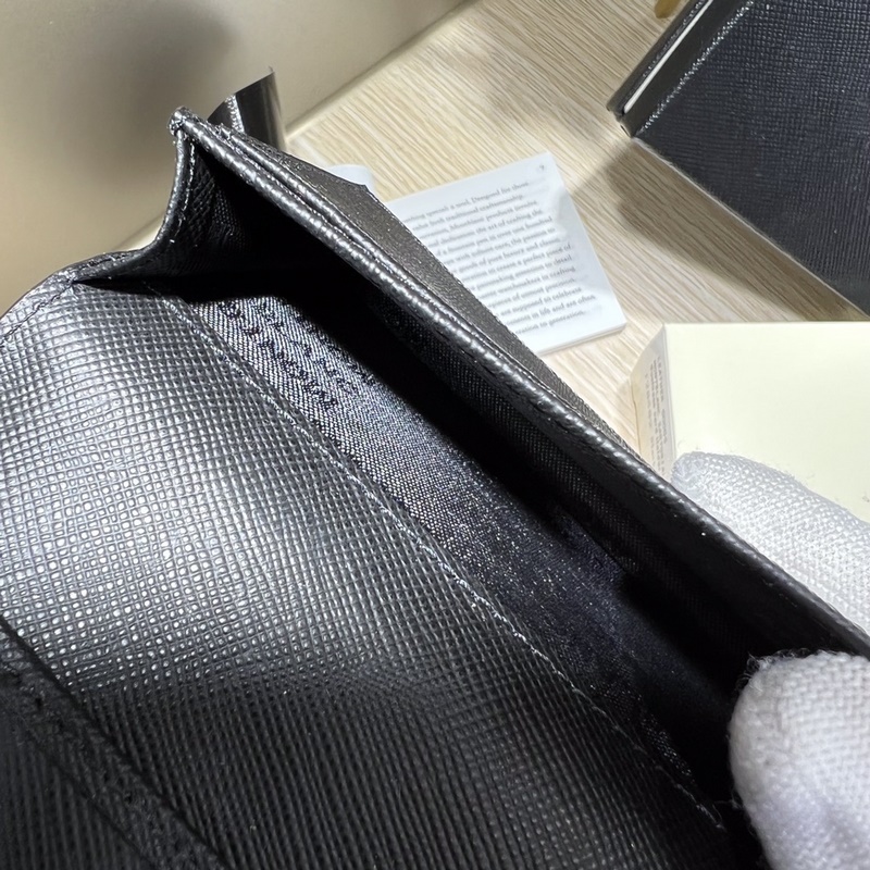 MONTBLANC 萬寶龍匠心系列名片夾、卡夾 型號：U113223# 材質：頭