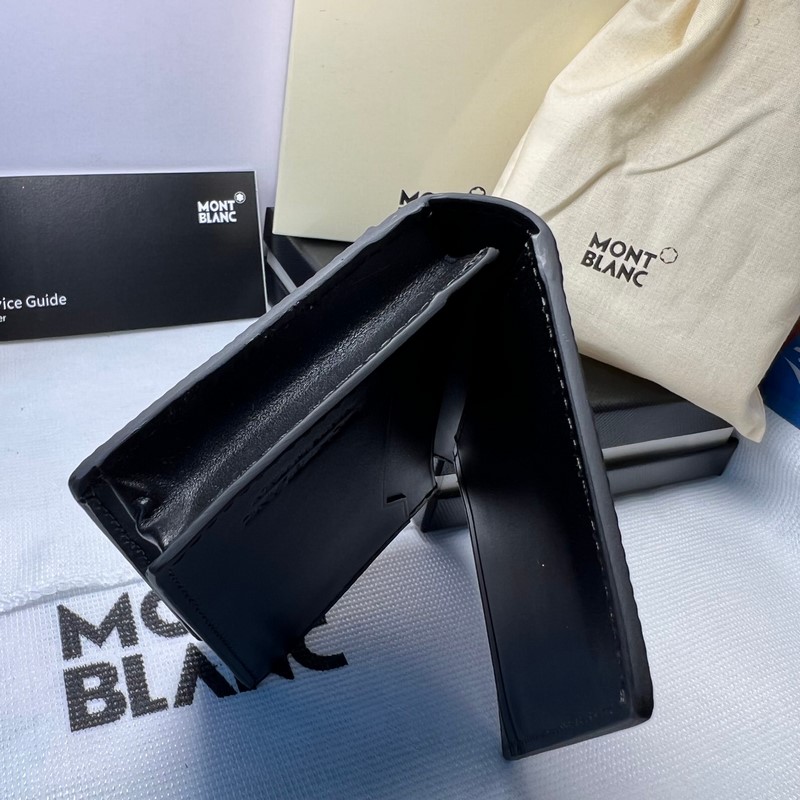 MONTBLANC全新萬寶龍風尚3.0系列4卡位卡片夾 經典黑 型號：MB131