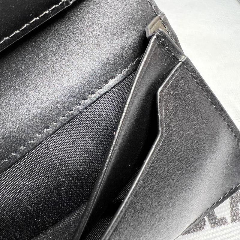 MONTBLANC全新萬寶龍風尚3.0系列4卡位卡片夾 經典黑 型號：MB131