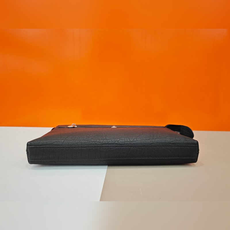 2026最新款式萬寶龍進(jìn)口花皮男士手拿包火爆款大量出貨拉，叫囂專櫃貨 頂級(jí)原單貨