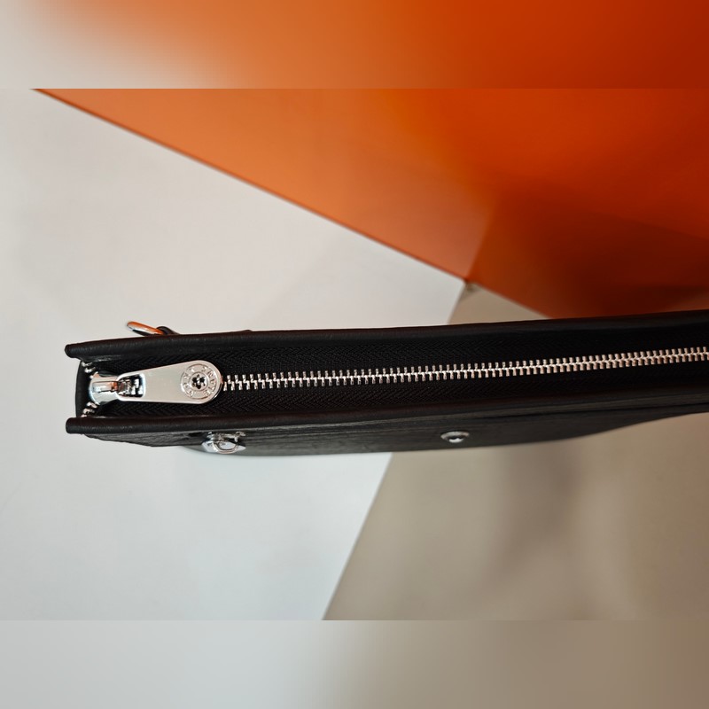 2026最新款式萬寶龍進(jìn)口花皮男士手拿包火爆款大量出貨拉，叫囂專櫃貨 頂級(jí)原單貨