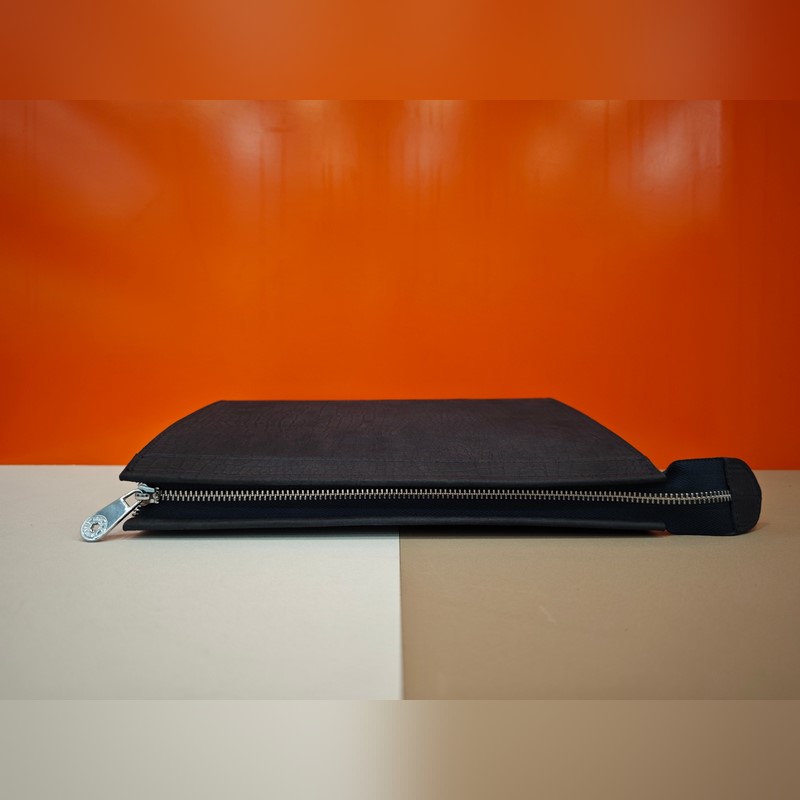 2026最新款式萬寶龍進口花皮男士手拿包火爆款大量出貨拉，叫囂專櫃貨 頂級原單貨