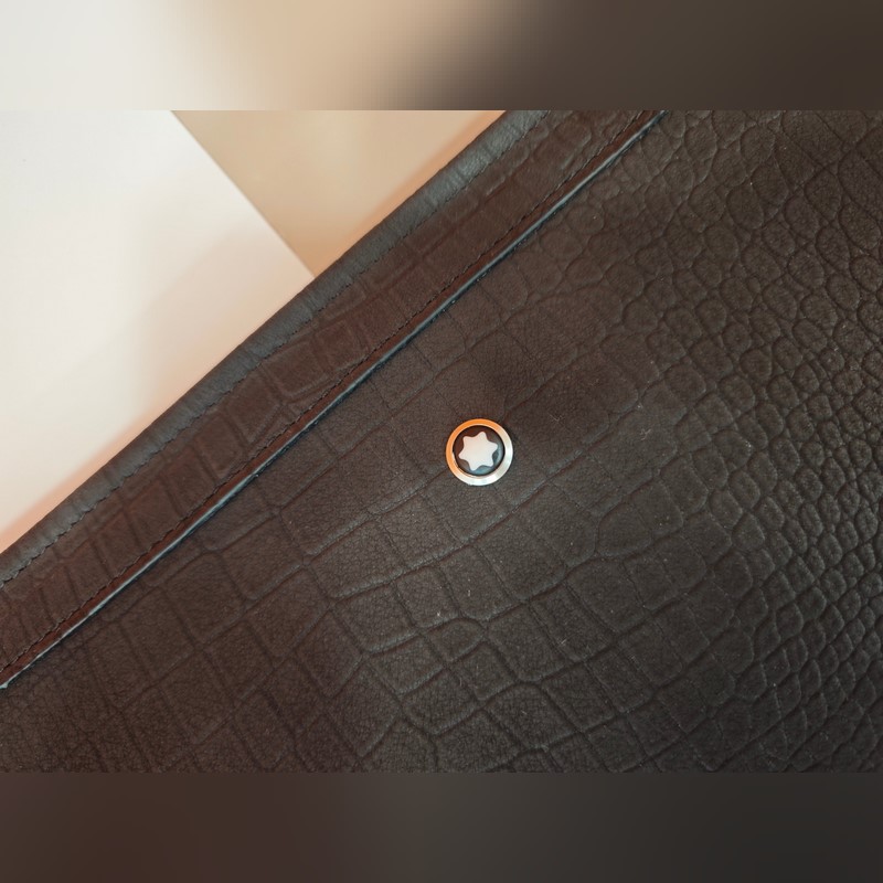 2026最新款式萬寶龍進口花皮男士手拿包火爆款大量出貨拉，叫囂專櫃貨 頂級原單貨