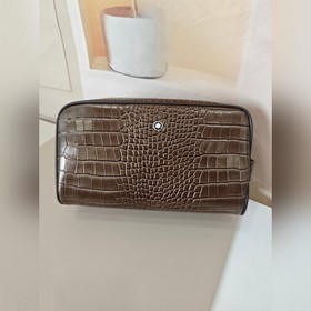 2026最新款式萬寶龍手拿包火爆款大量出貨啦，叫囂專櫃貨 頂級原單貨 紙上談兵吹