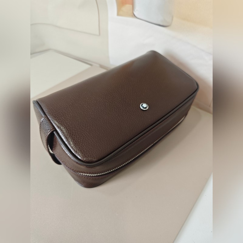 2026最新款式萬寶龍手拿包火爆款大量出貨啦，叫囂專櫃貨 頂級原單貨 紙上談兵吹