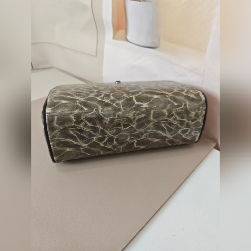 2026最新款式萬(wàn)寶龍手拿包火爆款大量出貨啦，叫囂專櫃貨 頂級(jí)原單貨 紙上談兵吹